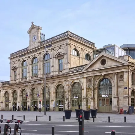 Vieux On Rue De La Monnaie! * Rijsel